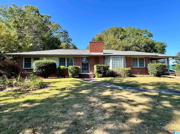 1347 Johnston Dr, Anniston, AL 36207