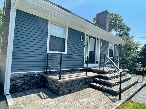 47 Banville St, Fall River, MA 02720