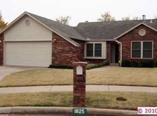 1825 W Hot Springs St, Broken Arrow, OK 74011