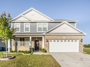 2810 Pointe Club Rd, Indianapolis, IN 46229