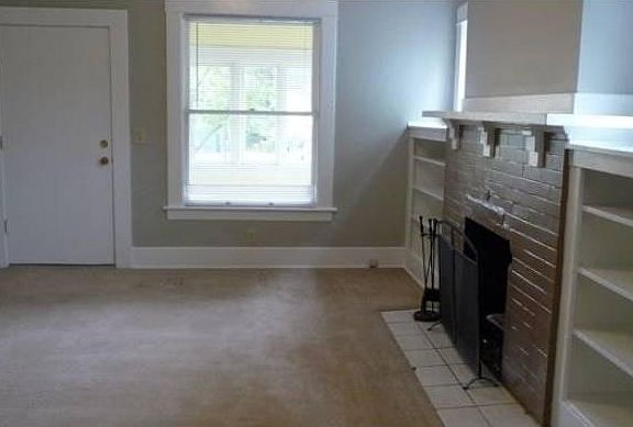 Living Room w/Fireplace