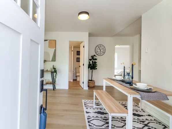 9320 Lexington Ave SW, Lakewood, WA 98499