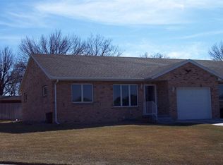 2 W 46th St, Kearney, NE 68847