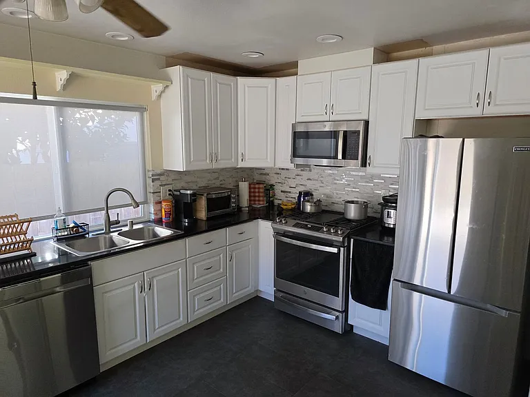 14216 Lost Dutchman Dr — Photo 5