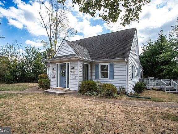 4th image of 6115 Bangor Dr