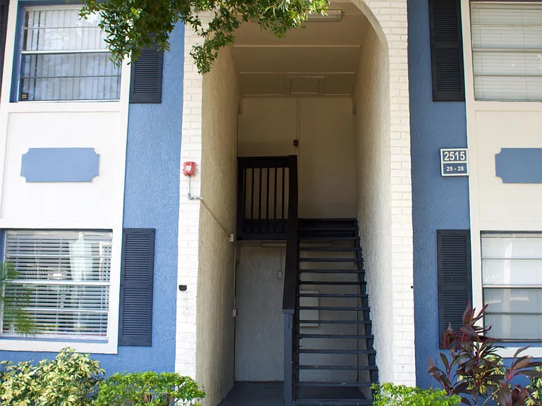 2515 N Alafaya Trl #27 — Photo 10