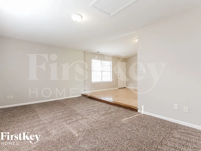5613 Simmul Ln — Photo 4