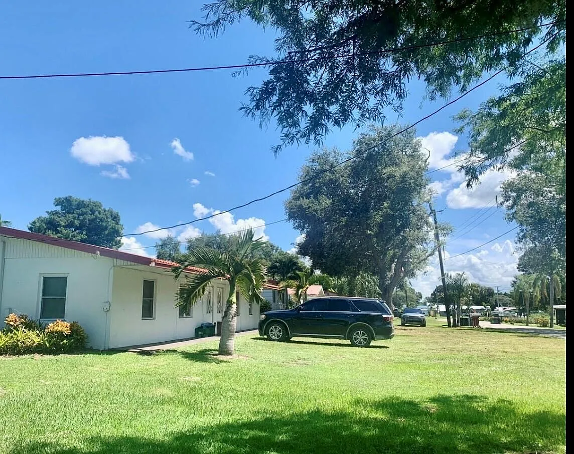 2 bed, 1.0 bath, 750 sqft, $1,300 — Photo 4