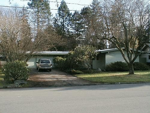 2nd image of 16215 NE 3rd St
