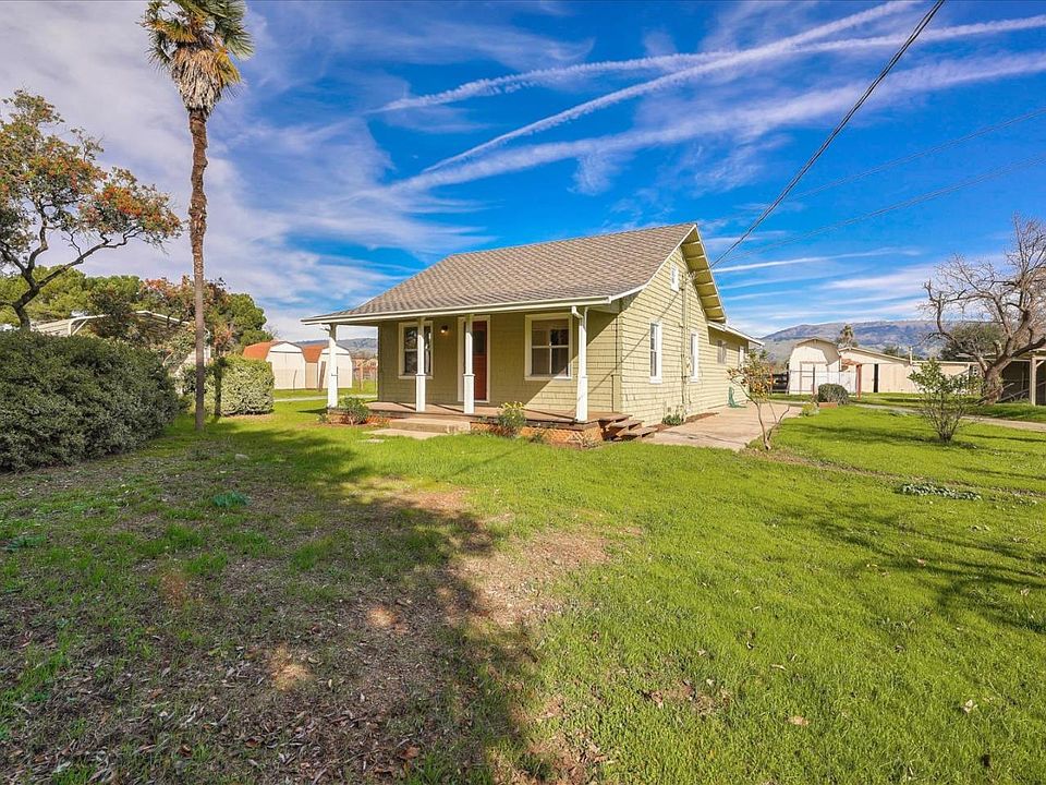 1st image of 13370 Llagas Ave