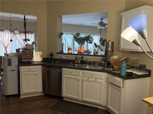 1631 Gardner Park Ct, Lawrenceville, GA 30043