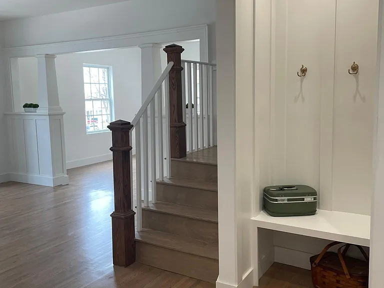 1402 N Main St — Photo 16