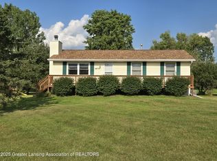 18775 Bull Run Rd, Gregory, MI 48137