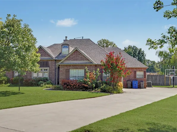 7136 E 82nd St, Tulsa, OK 74133
