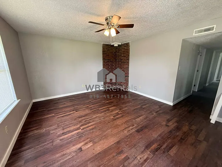 5421 W 77th St S — Photo 3