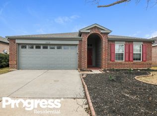 3213 Bent Creek Dr, Denton, TX 76210