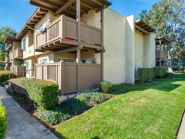 1345 Cabrillo Park Dr APT D15, Santa Ana, CA 92701