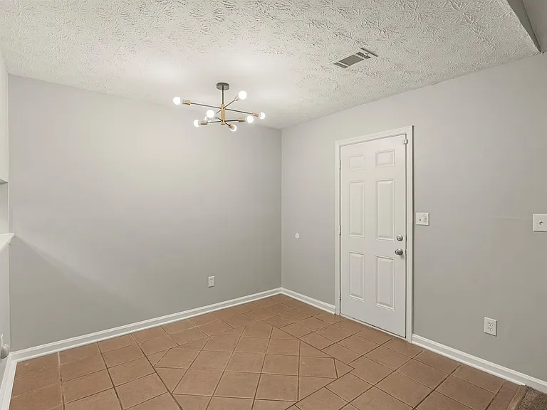 5454 Glen Haven Dr — Photo 15