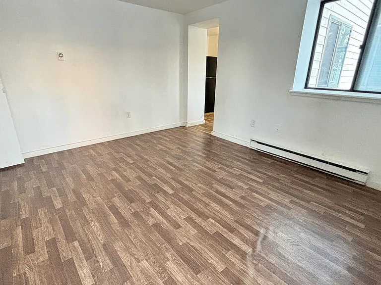 6631 Chester Ave #4 — Photo 3