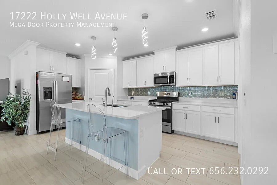 Building Photo - 17222 Holly Well Ave