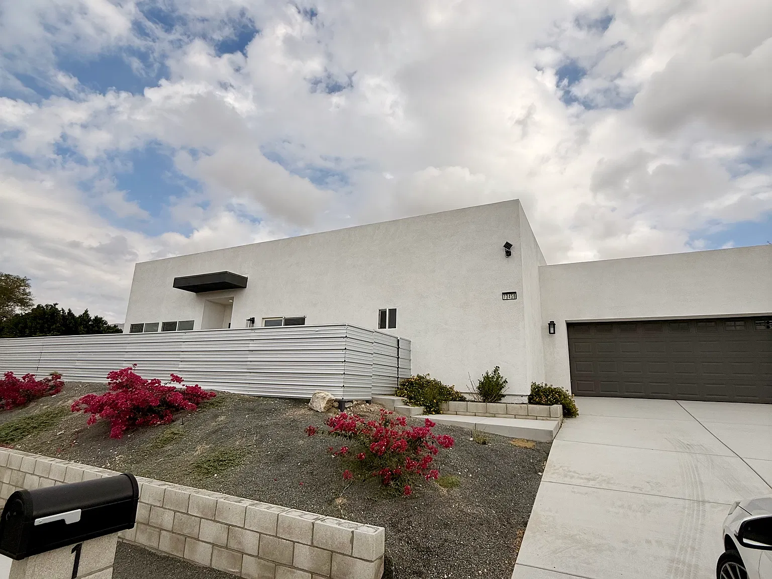 3 bed, 1700 sqft, $3,000 — Photo 1