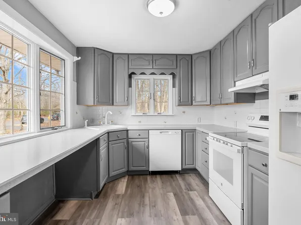 50 N Central Ave, Sicklerville, NJ 08081