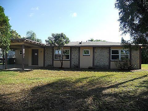 1st image of 509 NE 13th Pl