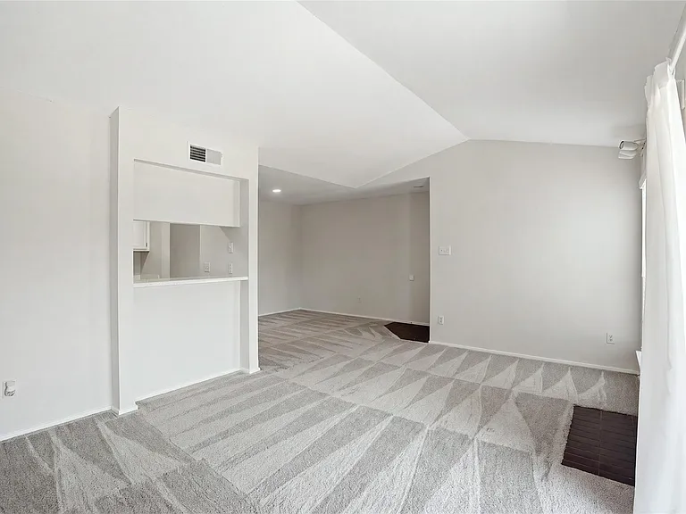 2025 Augusta Dr #804 — Photo 7