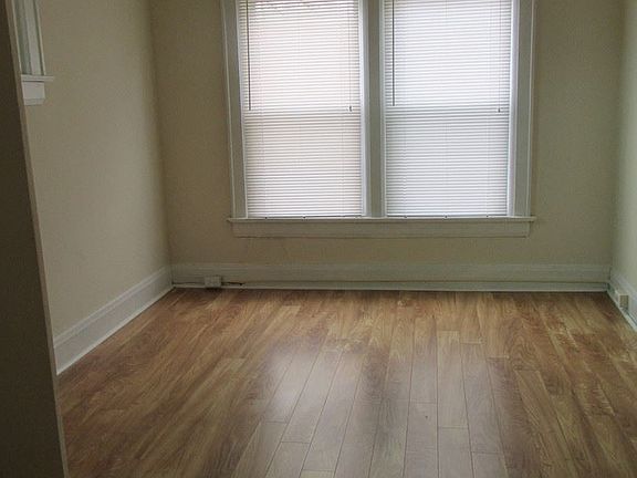 5th image of 164 E 9th Ave #5905334