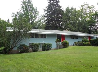 253 Old Stockbridge Rd, Lenox, MA 01240