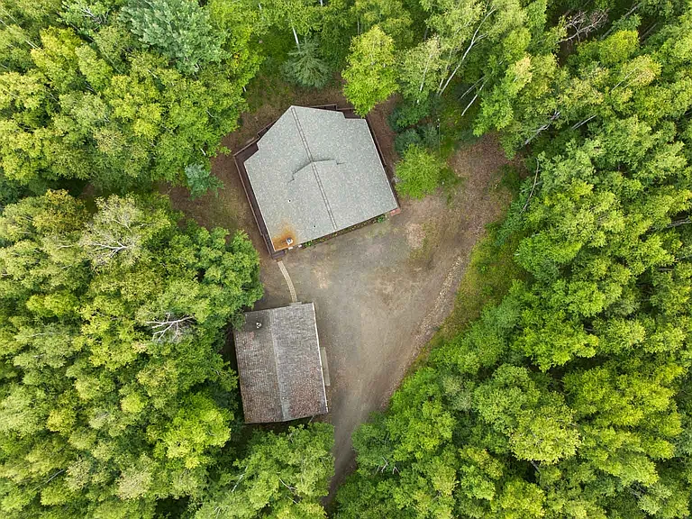 726 Goldfinch Rd — Photo 28