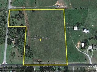 W Country Club Rd, Chickasha, OK 73018