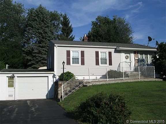 2nd image of 15 Beechwood Dr