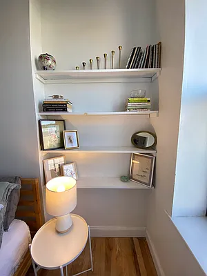 Rented by The Brokerage Group LLC | media 48