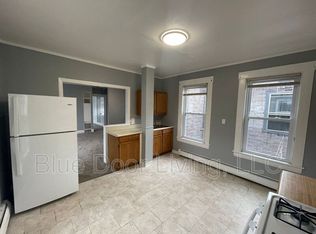 108 Bridge St APT 2E, Manchester, NH 03101