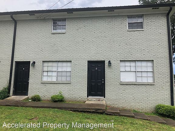 4th image of 4412 Lynn Ln #F