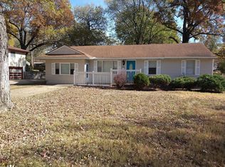 10515 Corrington Ave, Kansas City, MO 64134