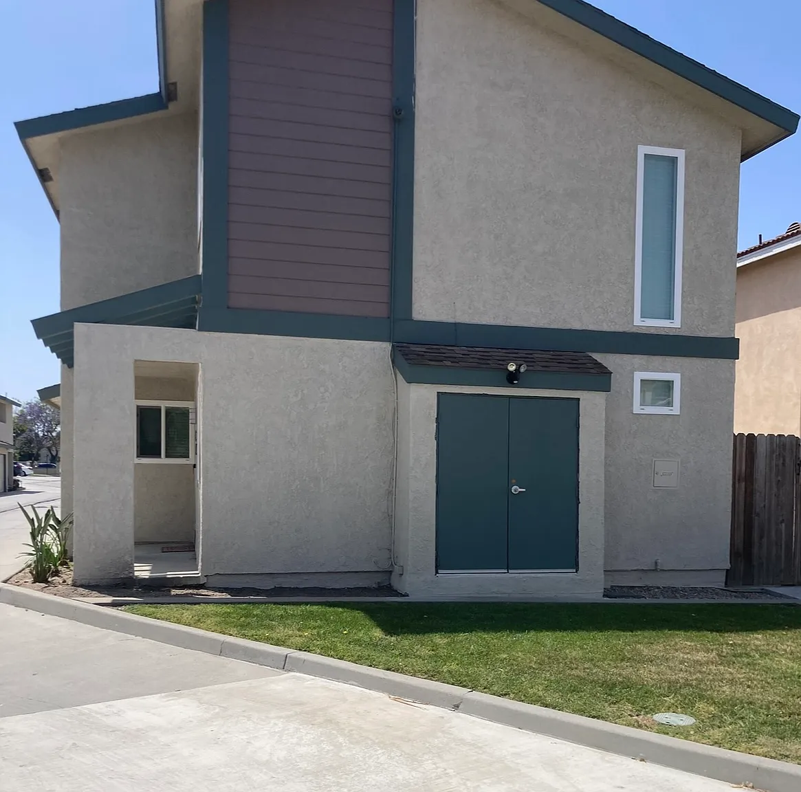 Evergreen Apartment Homes — Photo 4