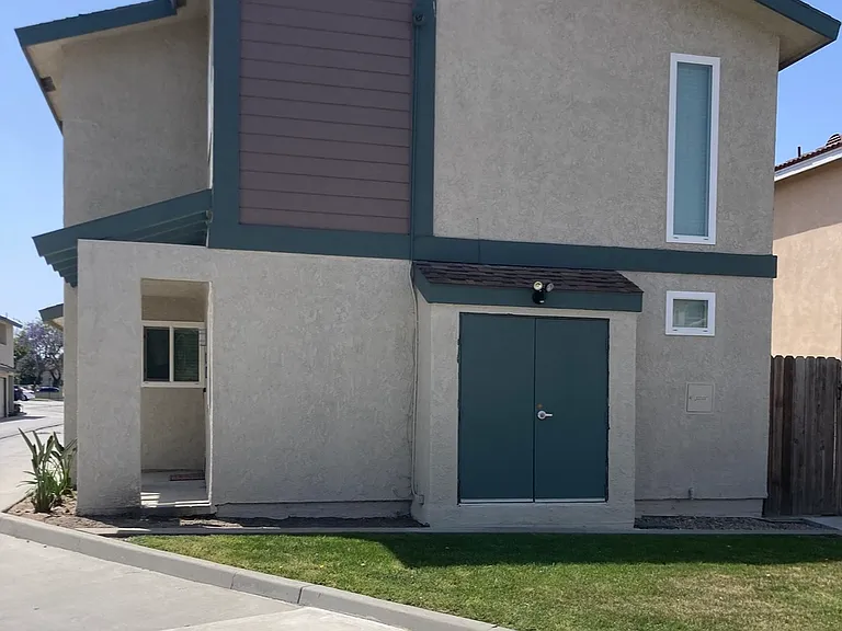 Evergreen Apartment Homes — Photo 5
