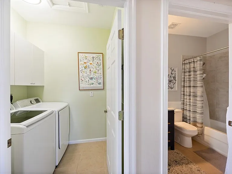 4604 Club Dr #B202 — Photo 26