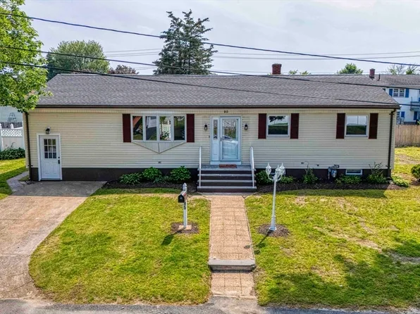 95 Evergreen Ave, Somerset, MA 02726