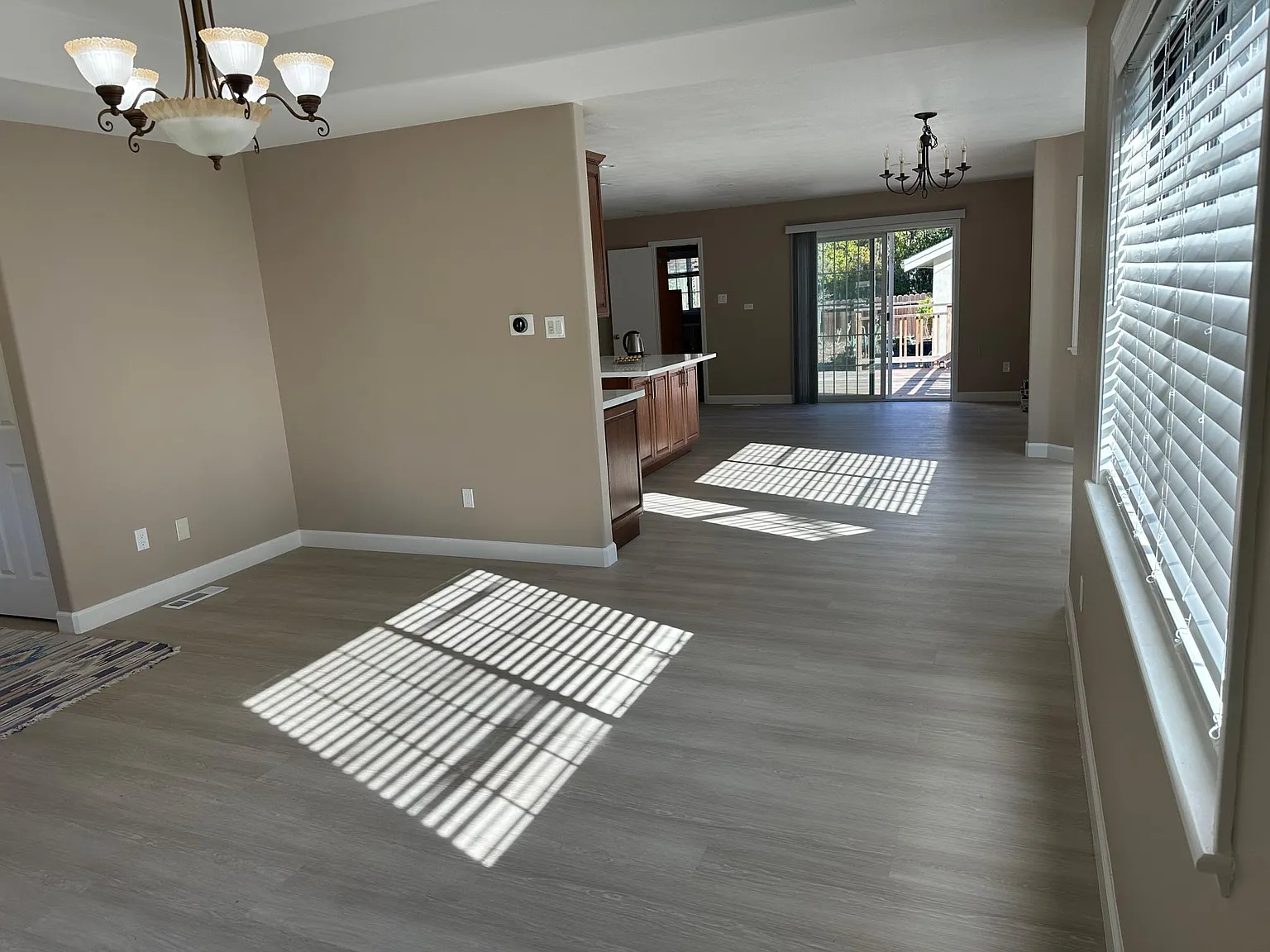 3 bed, 2025 sqft, $5,500 — Photo 4