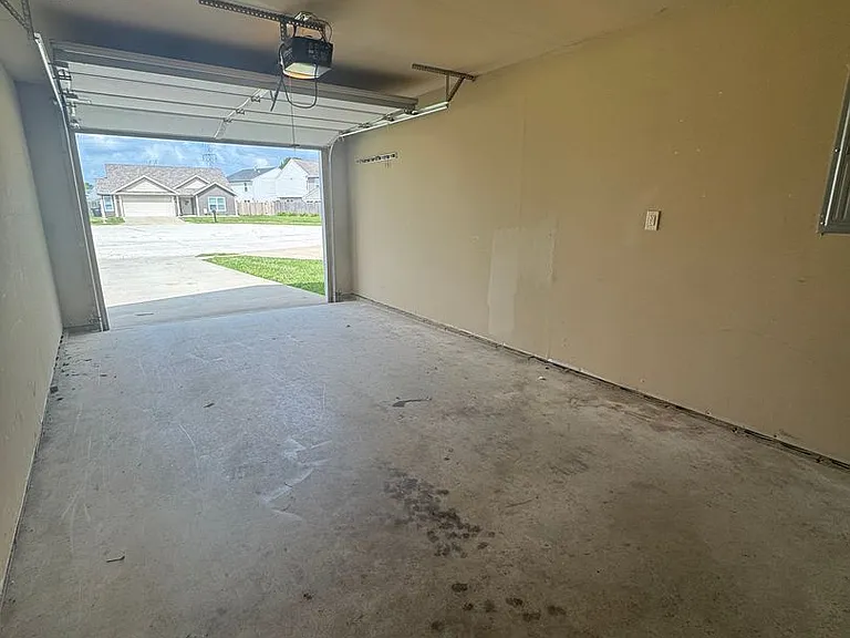 3988 Abraham Ct — Photo 15