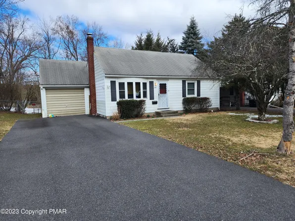 1040 Fritz Ave, Stroudsburg, PA 18360