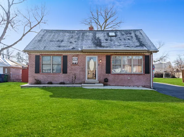 7811 Suburban Ln, Bridgeview, IL 60455