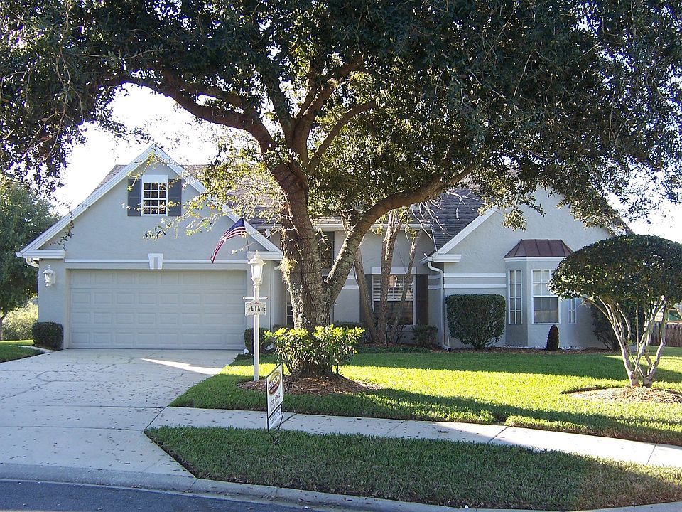 Front yard/house