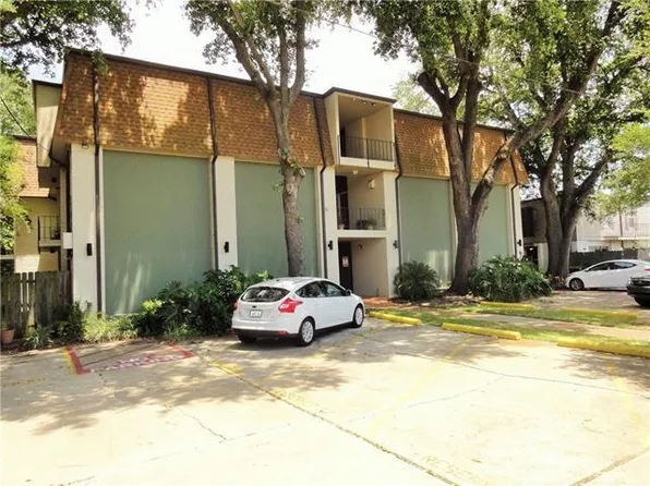 222 London Ave APT 202, Metairie, LA 70005