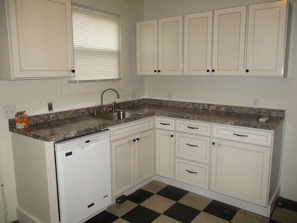 546 Mithoff- Kitchen