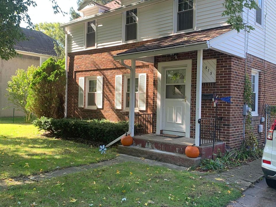 1st image of 915 Lum Ave