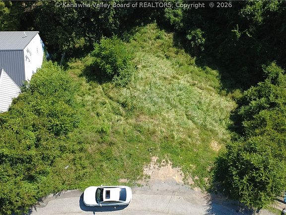 4th image of 184 Leftwich Ave